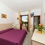 فندق Aragonese ايسكيا